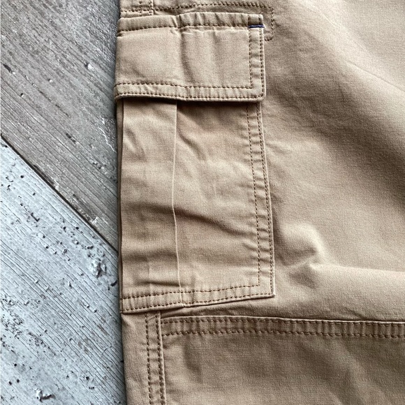 LLBean cargo pants khaki 14 - Picture 7 of 7